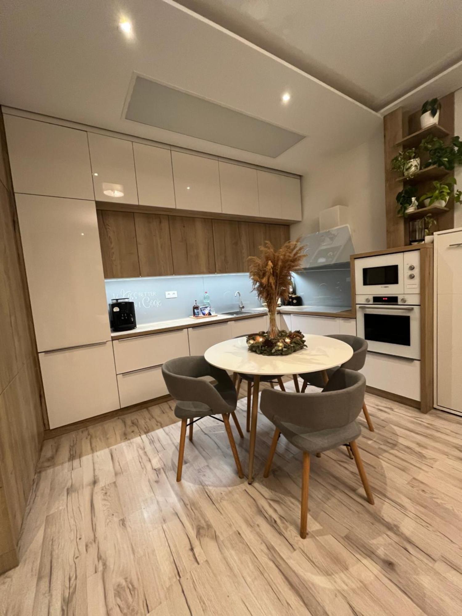 Cozy Apartment Bratislava Exteriör bild